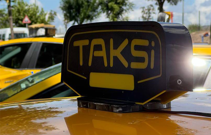 Çubuk Vip Taksi hizmet aracı